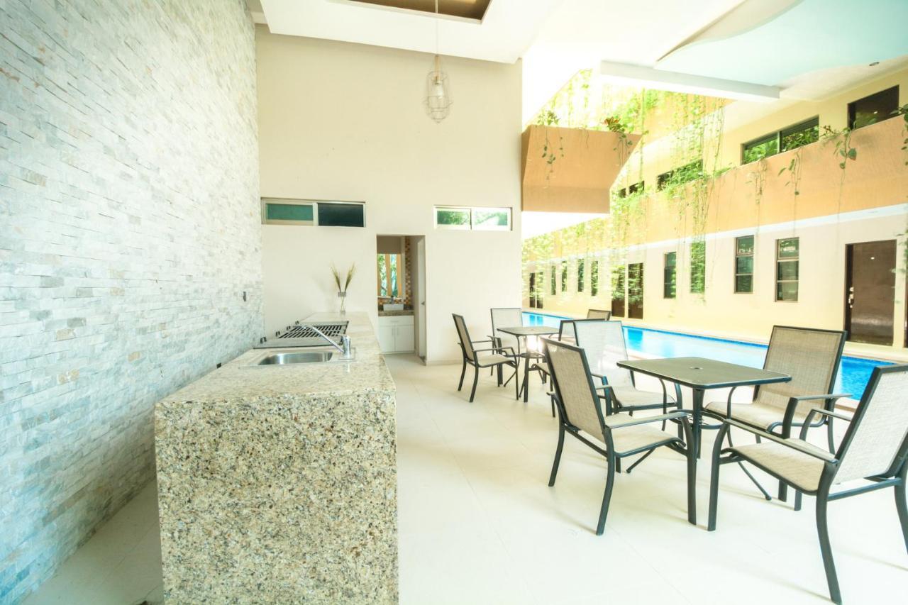 Palmarena Rooms & Residences - Long Stay Comfort With Parking, Sauna, Gym & Pool - Steps From 5Th Avenue Playa del Carmen Exterior photo